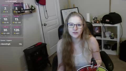 Snapshot of southerbunny chatting on January 2025 01:39:01 PM Bunnydathug online show from January 2025 01:39:01 PM