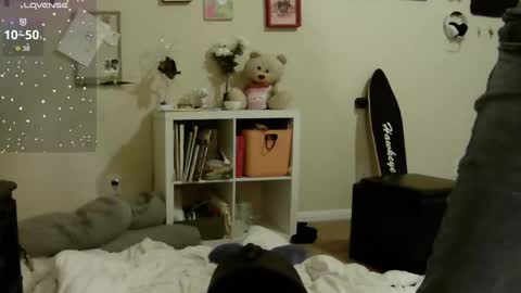 Snapshot of southerbunny chatting on October 2025 08:25:01 AM Bunnydathug online show from October 2025 08:25:01 AM