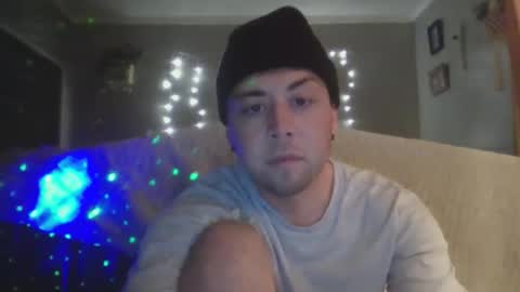 Snapshot of southernpeach95 chatting on November 2025 05:59:01 PM SouthernPeach online show from November 2025 05:59:01 PM