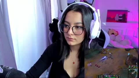 Snapshot of soy___lili chatting on January 2025 07:31:02 PM Lili online show from January 2025 07:31:02 PM