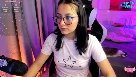 Snapshot of soy___lili chatting on March 2025 01:11:01 AM Lili online show from March 2025 01:11:01 AM