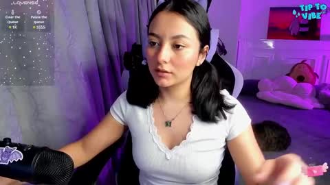 Snapshot of soy___lili chatting on March 2025 11:39:01 PM Lili online show from March 2025 11:39:01 PM