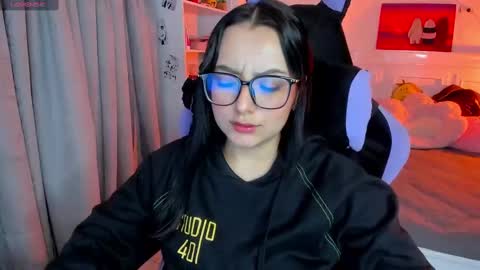 Snapshot of soy___lili chatting on September 2025 12:55:02 AM Lili online show from September 2025 12:55:02 AM