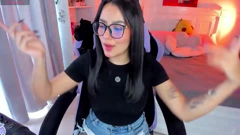 Snapshot of soy___lili chatting on September 2025 08:21:02 PM Lili online show from September 2025 08:21:02 PM