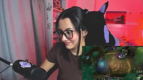 Snapshot of soy___lili chatting on October 2025 12:21:02 AM Lili online show from October 2025 12:21:02 AM