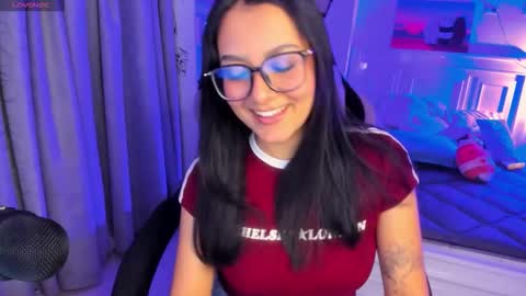 Snapshot of soy___lili chatting on December 2025 11:02:01 PM Lili online show from December 2025 11:02:01 PM