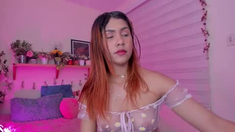 Sarah Valentina online show from February 2025 09:53:01 AM