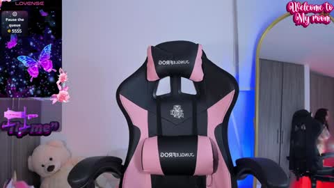 sheila smitt  online show from January 2025 02:41:01 AM