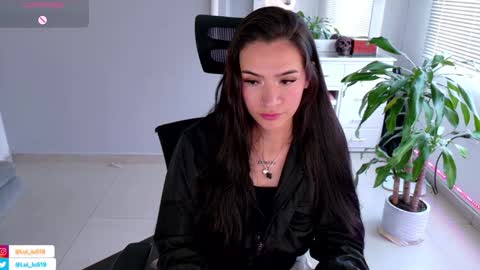 Snapshot of soyabby_ chatting on February 2025 09:02:01 PM Luisa online show from February 2025 09:02:01 PM