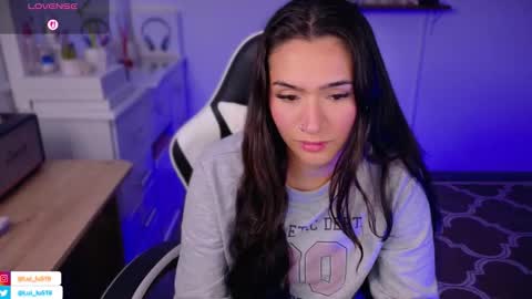 Snapshot of soyabby_ chatting on November 2025 08:19:01 PM Luisa online show from November 2025 08:19:01 PM