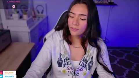 Snapshot of soyabby_ chatting on November 2025 11:26:01 PM Luisa online show from November 2025 11:26:01 PM