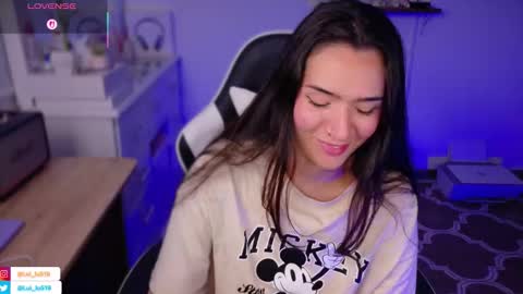 Snapshot of soyabby_ chatting on December 2025 08:57:02 PM Luisa online show from December 2025 08:57:02 PM