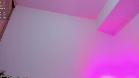 Instagram Soyamandaa  1 online show from November 2025 11:52:01 PM