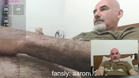 WhiteWolfFL online show from November 2025 01:40:01 PM