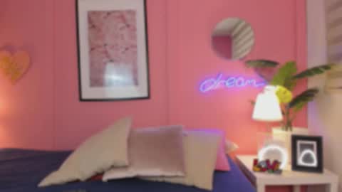 Snapshot of soysaraa_ chatting on February 2026 06:17:02 AM Aleja online show from February 2026 06:17:02 AM