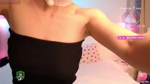 Snapshot of space_danger chatting on November 2025 09:25:02 PM space danger online show from November 2025 09:25:02 PM