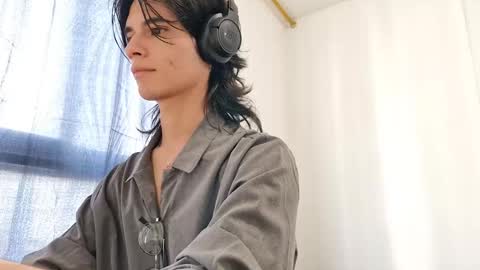 Snapshot of spaiseebuhnaanuh chatting on March 2025 07:27:02 PM Roger online show from March 2025 07:27:02 PM