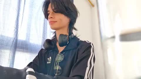 Snapshot of spaiseebuhnaanuh chatting on March 2025 05:22:02 PM Roger online show from March 2025 05:22:02 PM