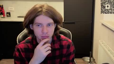 Mike online show from November 2025 10:43:02 PM