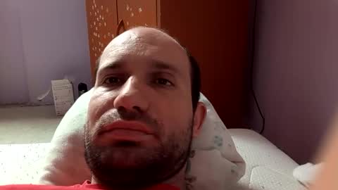 Snaiky online show from April 2026 02:14:02 PM