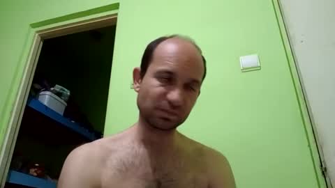 Snaiky online show from April 2026 09:12:02 PM