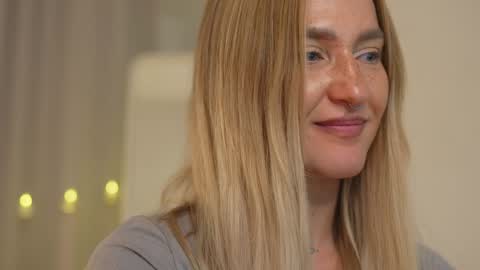 Snapshot of sparks__daisy chatting on December 2024 05:54:02 PM DAISY online show from December 2024 05:54:02 PM