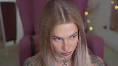 Snapshot of sparks__daisy chatting on March 2025 04:44:02 PM DAISY online show from March 2025 04:44:02 PM