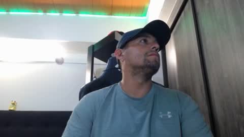     online show from February 2026 05:04:01 AM