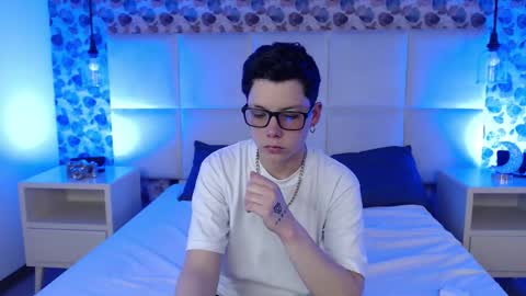 spencerm_ online show from October 2025 08:02:02 PM