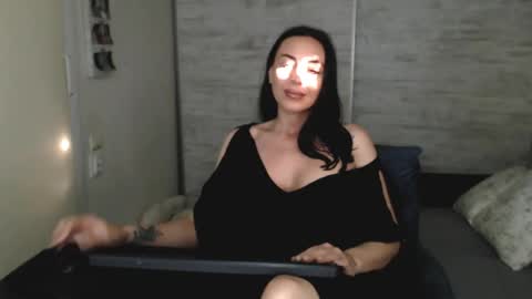 Snapshot of spicemint chatting on May 2026 03:50:02 PM Carla online show from May 2026 03:50:02 PM