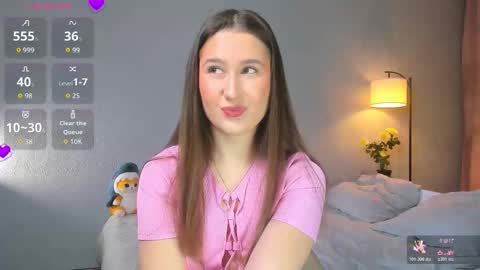 Snapshot of spiceofalex chatting on November 2025 07:02:02 PM Elva online show from November 2025 07:02:02 PM