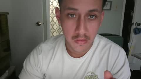 spicey_couple222 online show from February 2025 01:10:01 AM