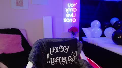 scarlett online show from October 2025 01:06:02 PM