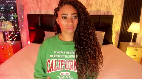 Amelia      GTM-5 817       IG Spicychoco am online show from December 2025 01:16:01 PM