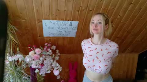 Snapshot of spicyeli chatting on July 2026 11:16:02 AM Eli online show from July 2026 11:16:02 AM
