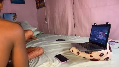 spicylolax online show from October 2025 04:53:01 AM