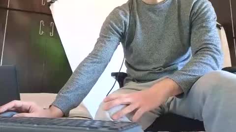 Marco. When Im offline you can view premium content in bio online show from October 2025 09:46:02 AM