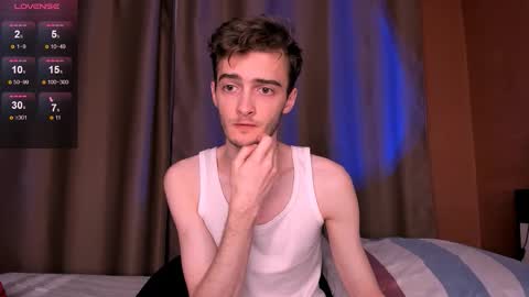 Snapshot of spider___man chatting on October 2025 03:57:02 PM Spidey online show from October 2025 03:57:02 PM