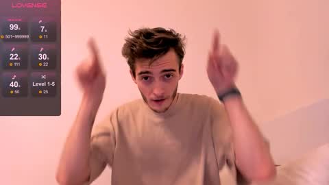 Snapshot of spider___man chatting on November 2025 11:16:02 AM Spidey online show from November 2025 11:16:02 AM