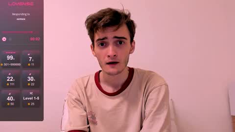 Snapshot of spider___man chatting on November 2025 06:01:02 PM Spidey online show from November 2025 06:01:02 PM