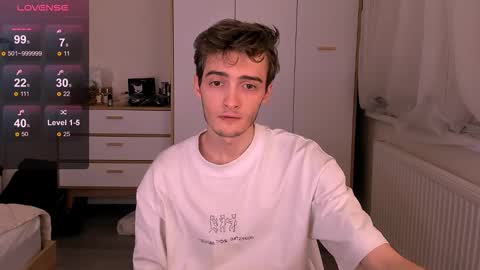 Snapshot of spider___man chatting on November 2025 05:00:02 PM Spidey online show from November 2025 05:00:02 PM