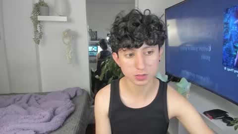 Snapshot of spider_baby_ chatting on December 2025 11:47:02 PM spider_baby_ online show from December 2025 11:47:02 PM