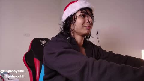 Snapshot of spideychill chatting on December 2024 10:11:01 PM spideychill online show from December 2024 10:11:01 PM