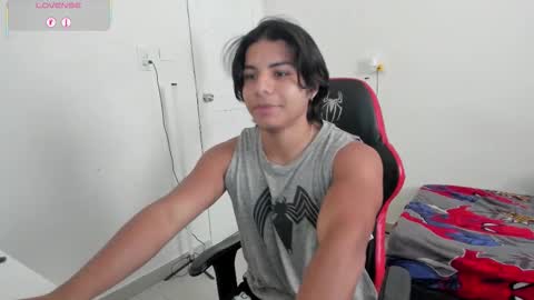 Snapshot of spideychill chatting on September 2025 04:43:02 PM spideychill online show from September 2025 04:43:02 PM