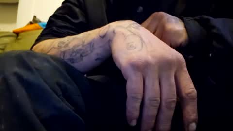 Snapshot of spitface7st907944 chatting on December 2024 11:17:01 AM Lil blue devil online show from December 2024 11:17:01 AM