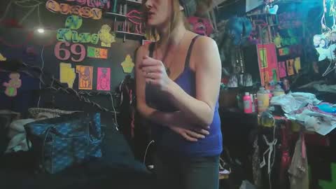 Daddy  His Splash Queen online show from April 2026 04:46:01 AM