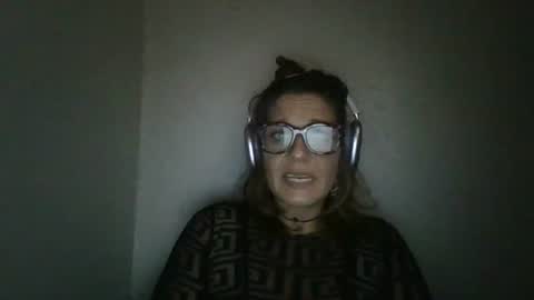 splashin777 online show from October 2025 07:55:01 PM