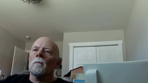 Snapshot of sportfish chatting on April 2026 07:22:01 PM sportfish online show from April 2026 07:22:01 PM