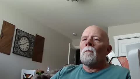 Snapshot of sportfish chatting on May 2026 08:14:01 PM sportfish online show from May 2026 08:14:01 PM