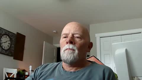 Snapshot of sportfish chatting on May 2026 05:56:01 PM sportfish online show from May 2026 05:56:01 PM